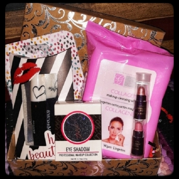 L'Oreal Other - 🆕️TONITE ONLY⚀Gift Boxed Makeup Collection✴